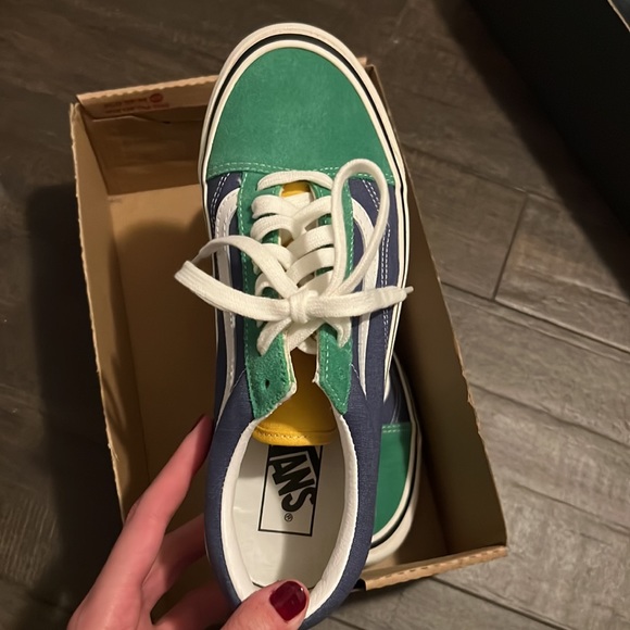 Vans Old Skool Sneakers - Picture 4 of 4